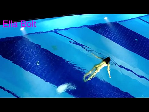 ❤️ Ich kann nicht aufhören zuzusehen, junge Blondine beim Nacktschwimmen im Pool des ELLA BOLT Resorts erwischt ❤❌ Quality porn bei uns de.porn-milf-300.ru ️❤